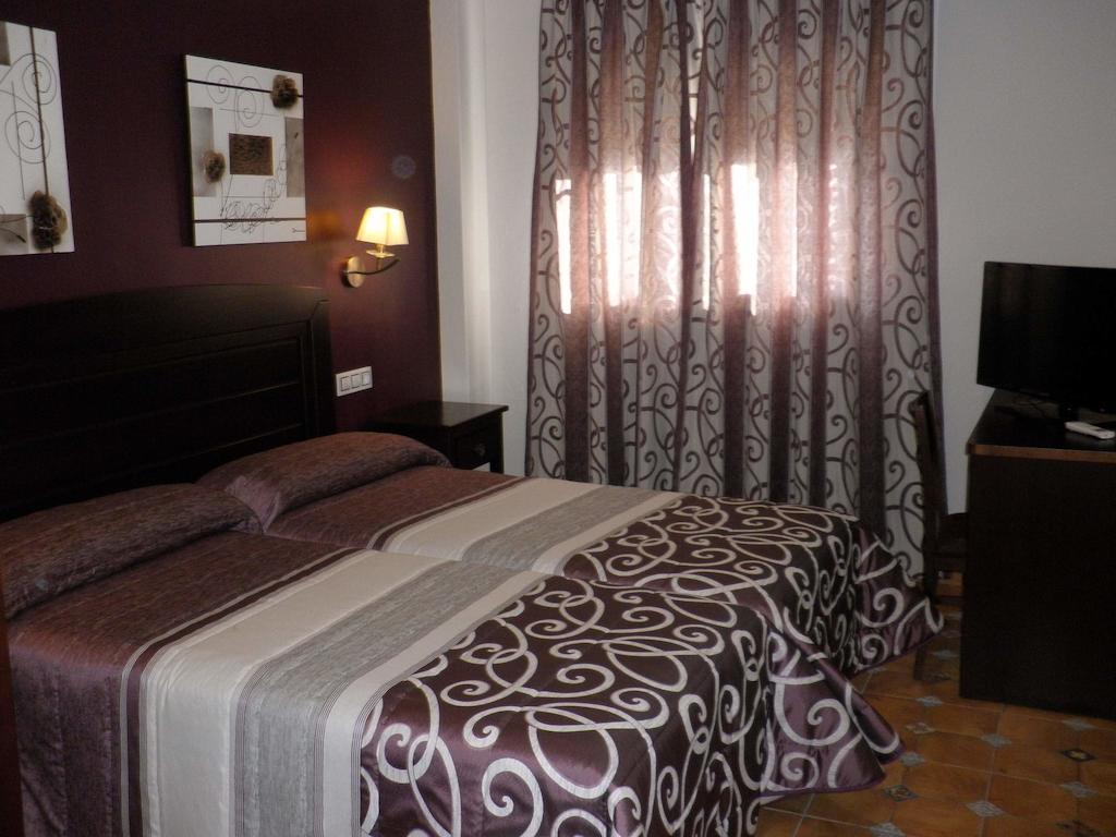 Alcaidia De Magina Hotel Cambil Room photo